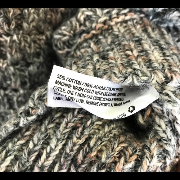 NWT Universal Thread Marled Grey Cable Knit Crew Neck Sweater Women's Size XS - Picture 5 of 6